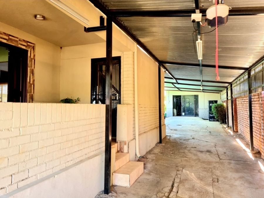 3 Bedroom Property for Sale in Herlear Northern Cape